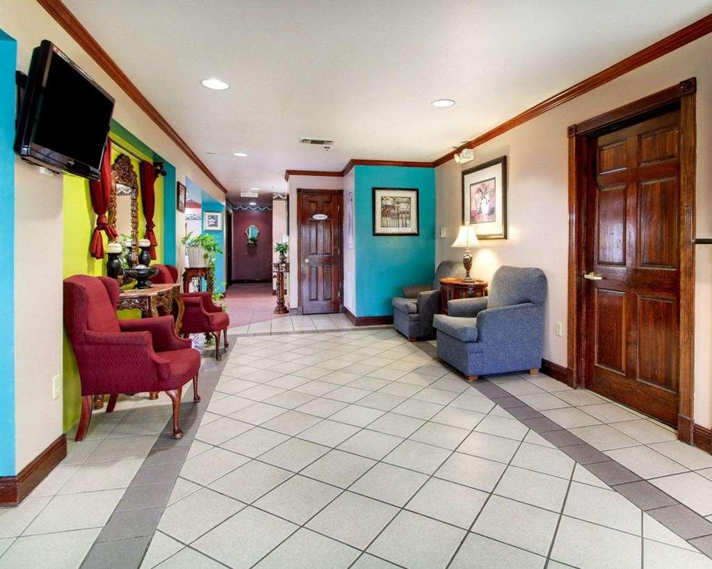 Rodeway Inn Laurel Interior photo